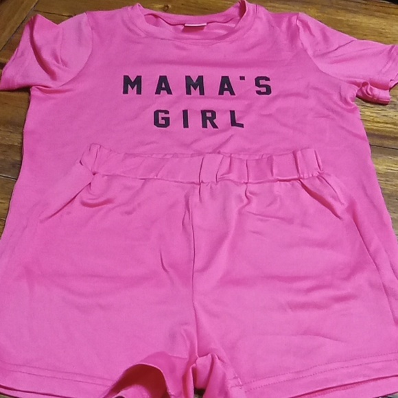 Bundle of girls short sets - Picture 4 of 4